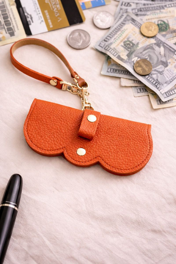 Premium Leather Sunglasses Travel Case – Protective & Stylish