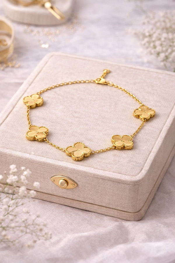 Noir Clover Luxe Anti-Tarnish Bracelet – 18K Gold Plated
